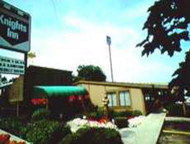 Knights Inn Pittston Bagian luar foto